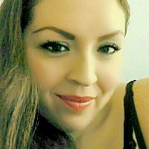 Meet your Posher, Anahi